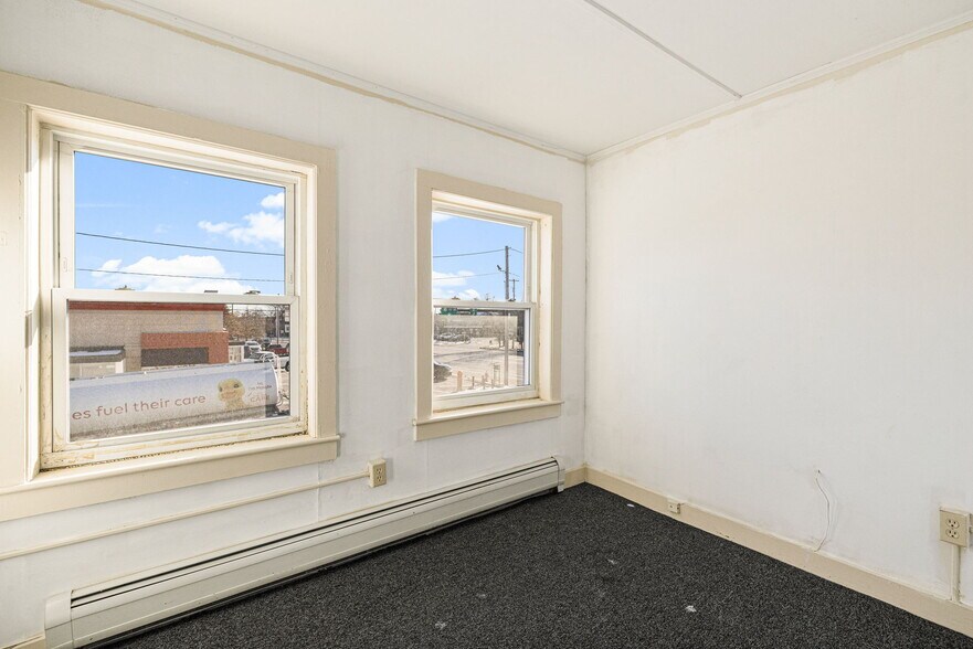 More Photos Of 113 S Main St, Concord Office For Lease