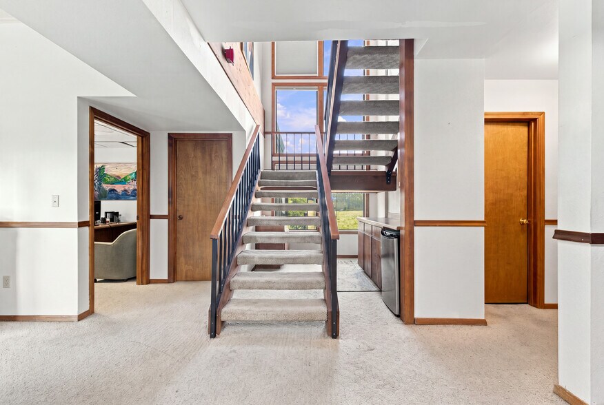 More Photos Of 5000 Bechelli Ln, Redding Office For Sale