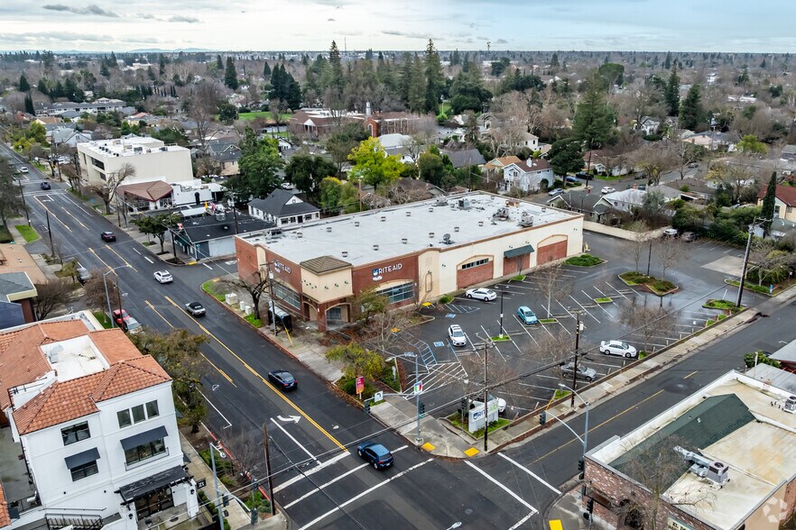 More Photos Of 4830 J St, Sacramento General Retail For Sale