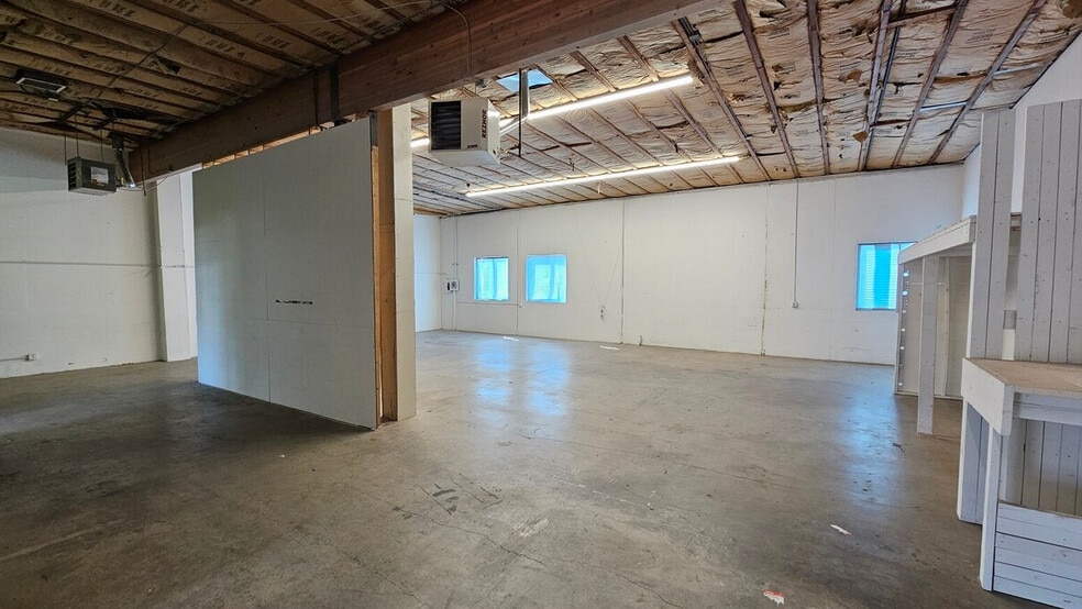 More Photos Of 12100 W 52nd Ave, Wheat Ridge Warehouse For Lease