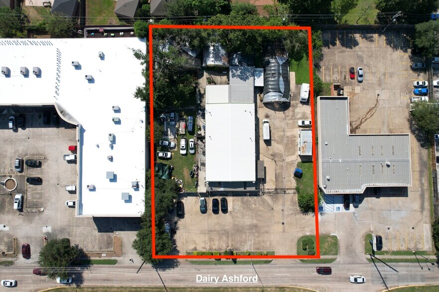 More Photos Of 2920 Dairy Ashford Rd, Houston Warehouse For Sale