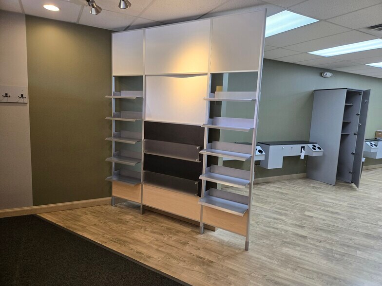 More Photos Of 1813-1817 N Union Blvd, Colorado Springs Unknown For Lease