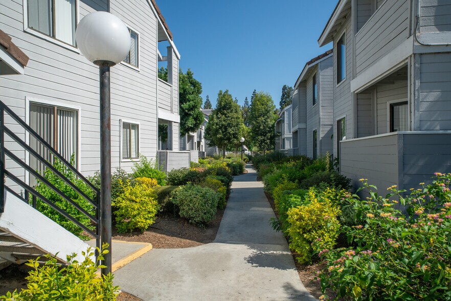 More Photos Of 140 S Highland Ave, Placentia Apartments For Sale