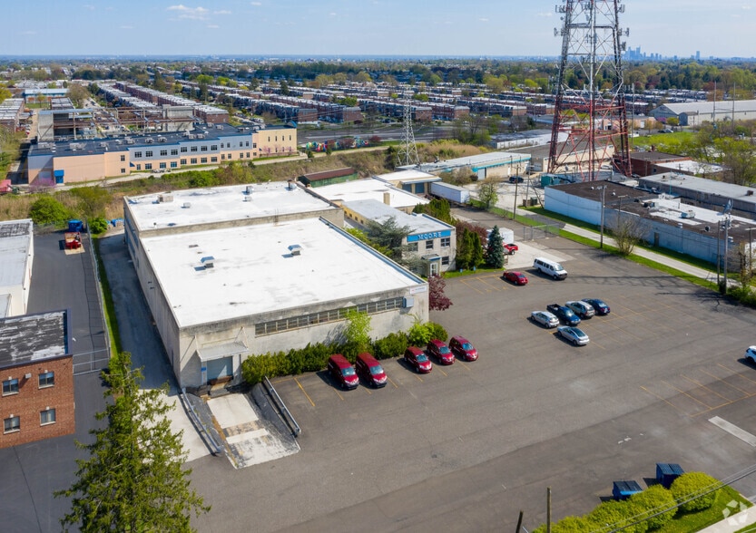 More Photos Of 1300 E Mermaid Ln, Wyndmoor Warehouse For Lease