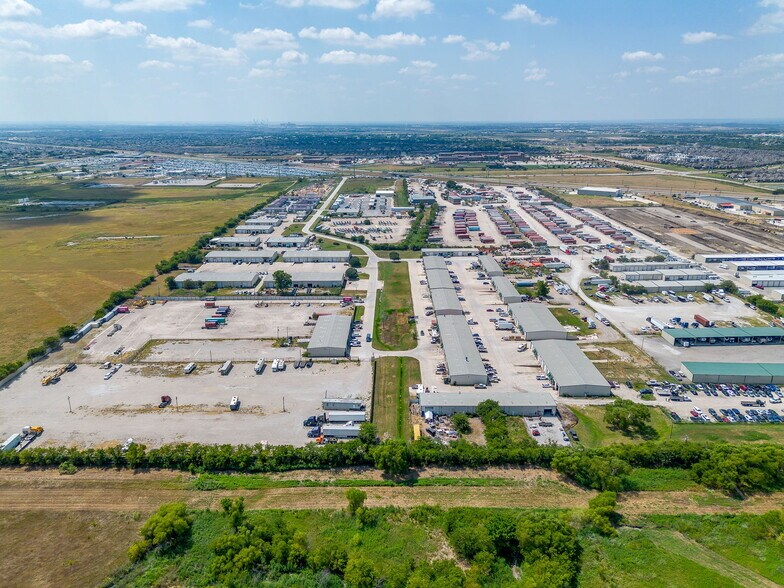 More Photos Of 1150 Blue Mound Rd W, Haslet Warehouse For Lease