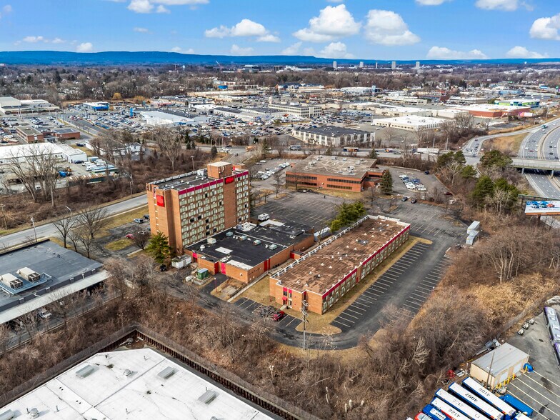 More Photos Of 3 Watervliet Avenue Ext, Albany Hotel For Sale