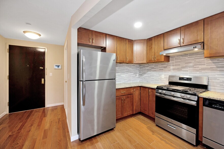 More Photos Of 172-18 Jamaica Ave, Jamaica Apartments For Sale