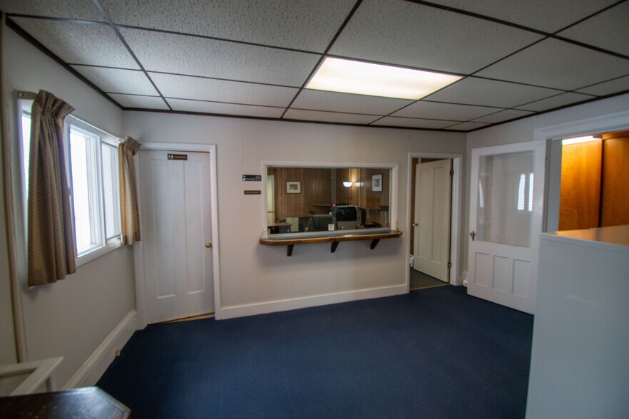 More Photos Of 91 Genesee St, Geneva Office Residential For Sale