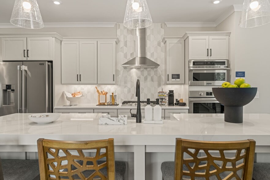 More Photos Of 7203 Plumleaf Rd, Raleigh Apartments For Sale