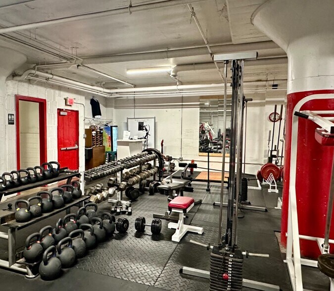 More Photos Of 1729 N 2nd St, Minneapolis Flex For Lease