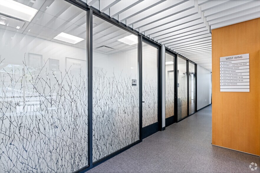 More Photos Of 1302 Madera Rd, Simi Valley Office For Lease