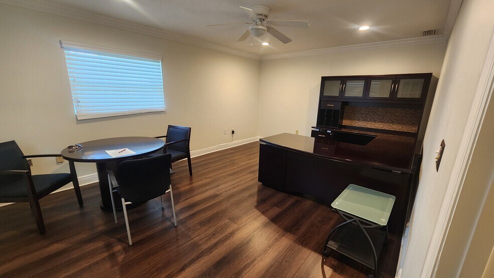 More Photos Of 5111 Memorial Hwy, Tampa Office For Lease