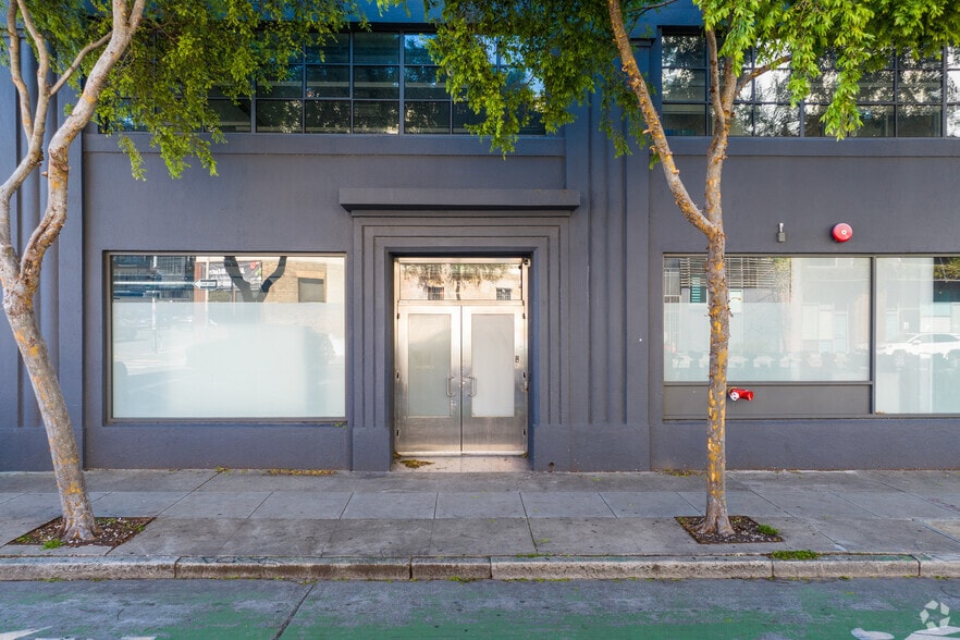 More Photos Of 1301 Folsom St, San Francisco Research And Development For Sale