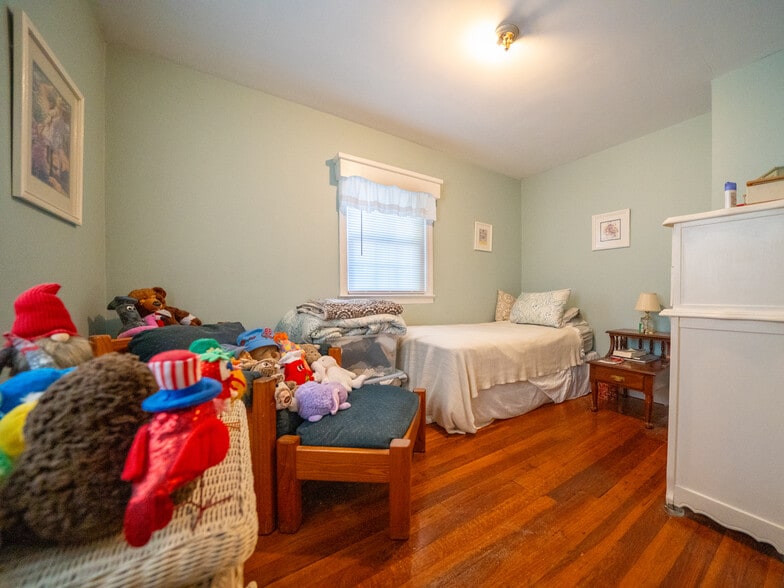 More Photos Of 544 US-6, Mahopac General Retail For Sale
