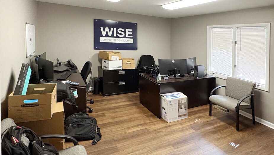 More Photos Of 4371 Charlotte Hwy, Clover Office For Sale