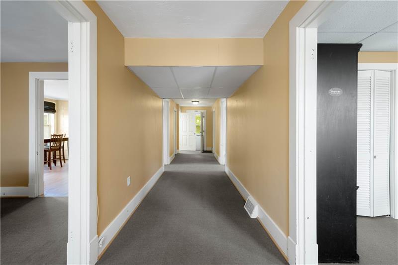 More Photos Of 626 5th Ave, Coraopolis Office Residential For Sale