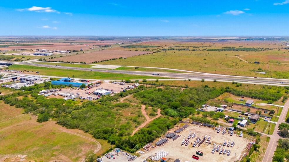 More Photos Of 2904 US Highway 59 Hwy, Victoria Land For Sale