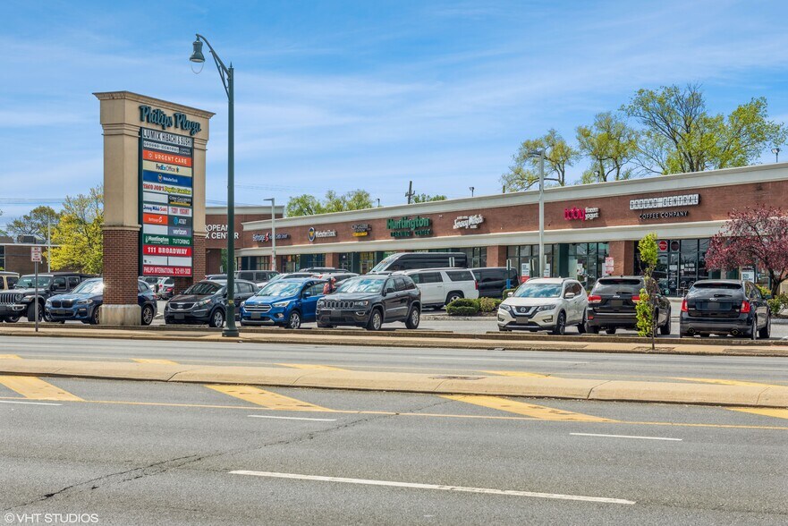 More Photos Of 601-693 Sunrise Hwy, Lynbrook Unknown For Lease