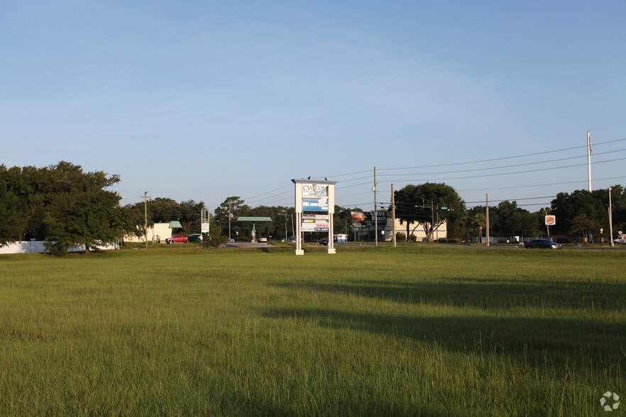 More Photos Of 4300 Clarcona Ocoee Rd, Orlando General Retail For Sale