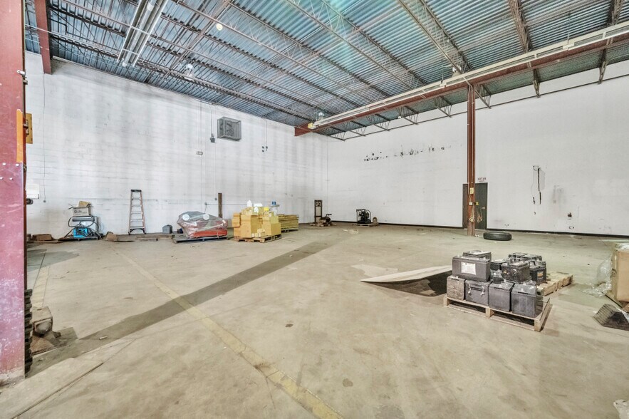 More Photos Of 4878 Van Epps Rd, Brooklyn Heights Manufacturing For Sale