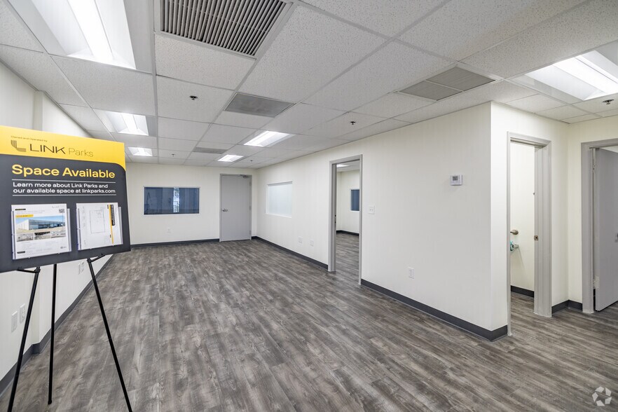 More Photos Of 1352-1382 NW 78th Ave, Doral Unknown For Lease