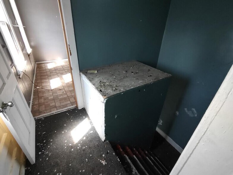 More Photos Of 1310 Bleecker St, Utica Apartments For Sale