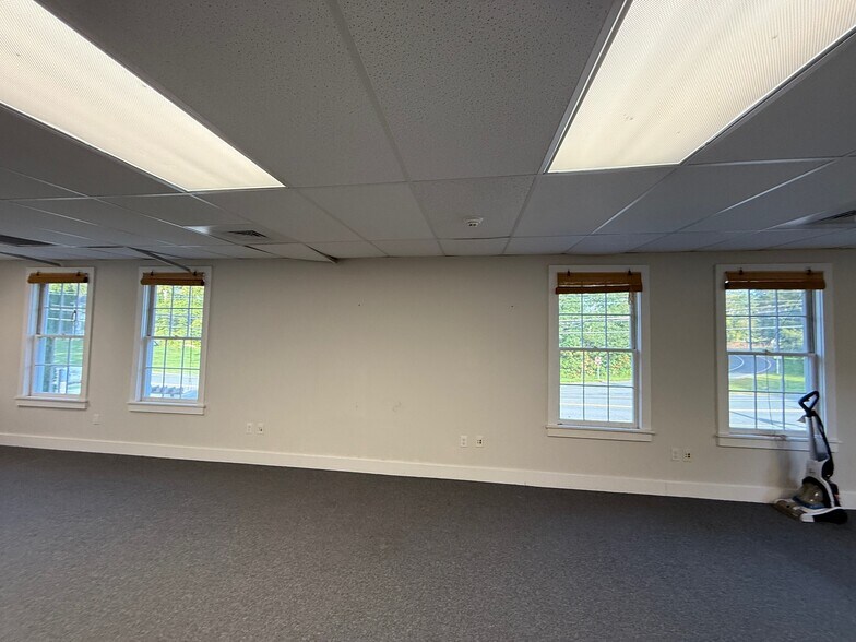 More Photos Of 6 Cornwall Rd, Warren Loft Creative Space For Lease