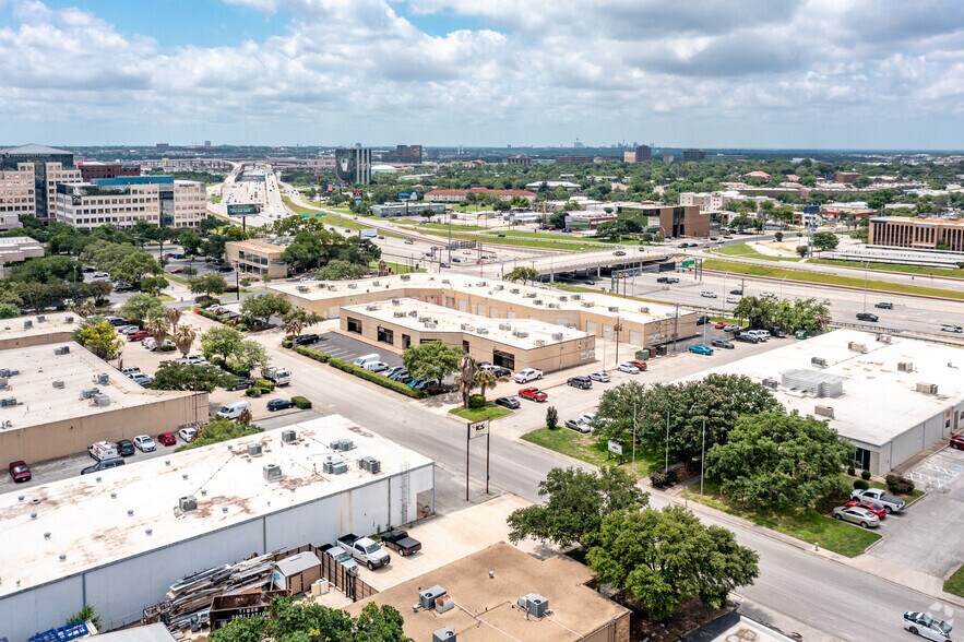 More Photos Of 833-899 Isom Rd, San Antonio Unknown For Lease