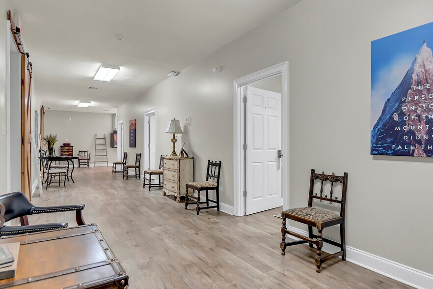 More Photos Of 1501 US Highway 19 S, Leesburg Office For Sale