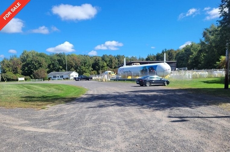 Primary Photo Of 13668 New York 370, Red Creek Flex For Sale