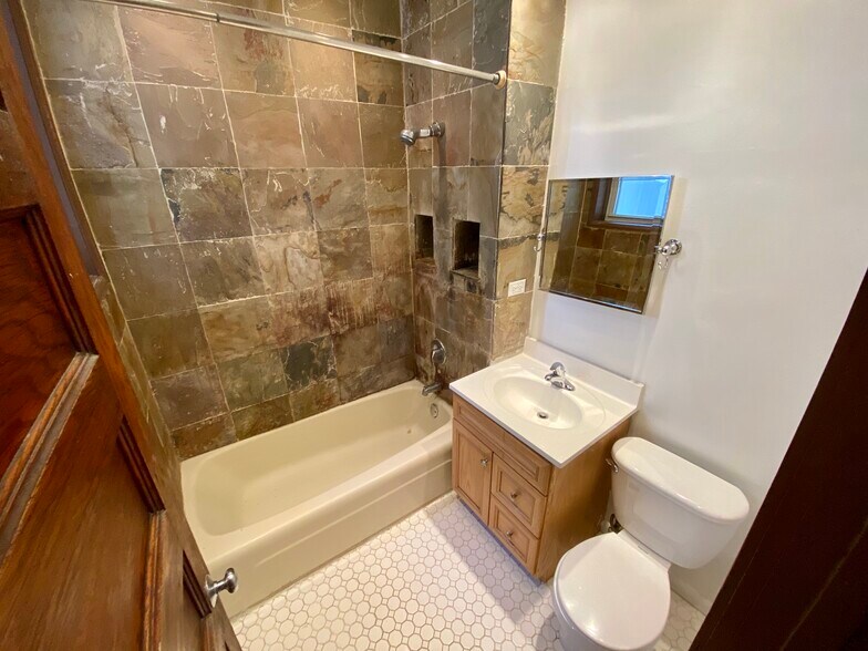 More Photos Of 2439 N Seminary Ave, Chicago Apartments For Sale