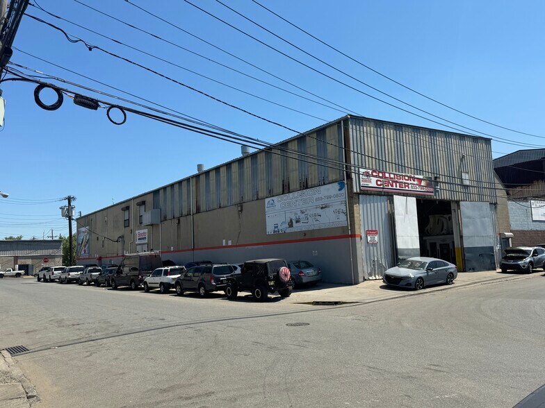 More Photos Of 2-16 Avenue C, Newark Warehouse For Lease