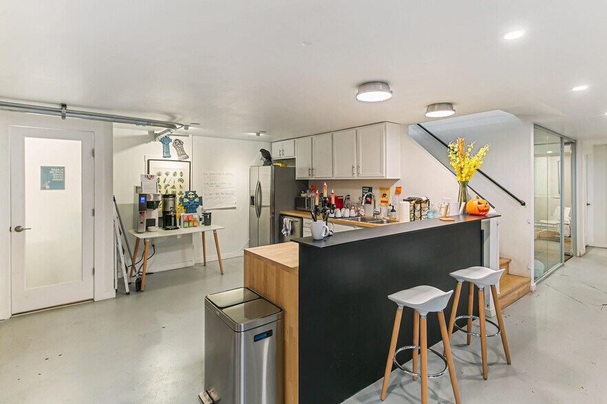 More Photos Of 3264 Larimer St, Denver Coworking Space