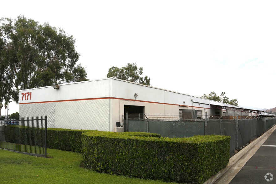 More Photos Of 7171 Jurupa Ave, Riverside Warehouse For Lease