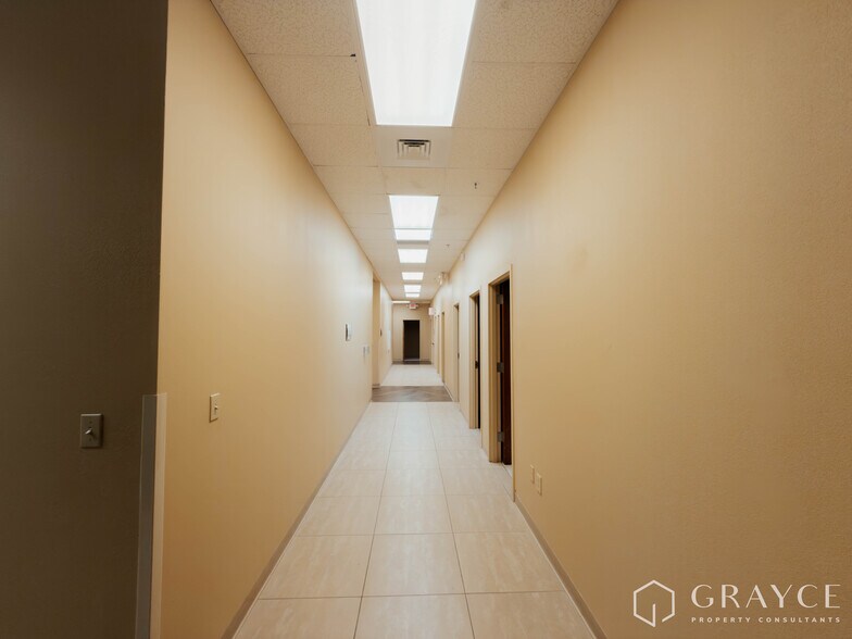 More Photos Of 4301 N Mesa St, El Paso Medical For Lease