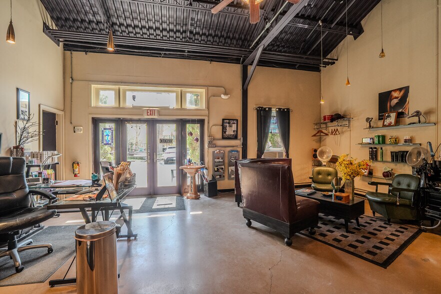 More Photos Of 77 S Union St, Lambertville Restaurant For Sale