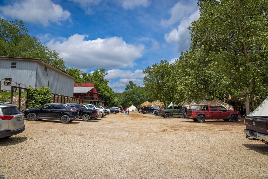 More Photos Of 7308 River Rd, New Braunfels Sports And Entertainment For Sale