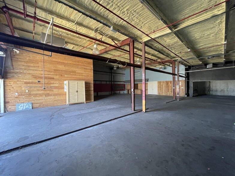 More Photos Of 101 S Coombs St, Napa Warehouse For Lease