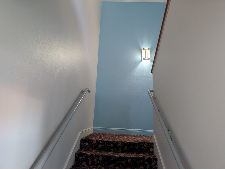 More Photos Of 912 US Highway 65/82 South, Lake Village Hotel For Sale