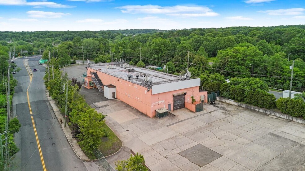 More Photos Of 2200 Arthur Kill Rd, Staten Island Distribution For Lease
