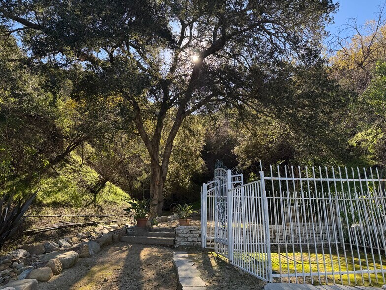 More Photos Of 3 Ambar Dr, Woodland Hills Land For Sale