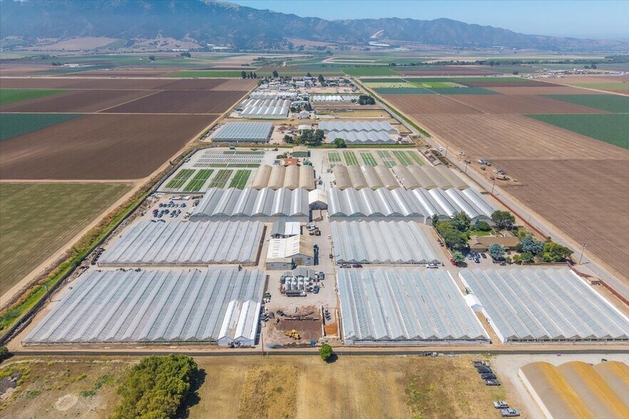 Primary Photo Of 23820 Potter Rd, Salinas Contractor Storage Yard For Sale
