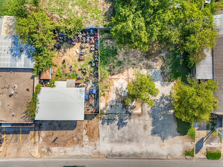 More Photos Of 6008 E Lancaster Ave, Fort Worth Freestanding For Lease