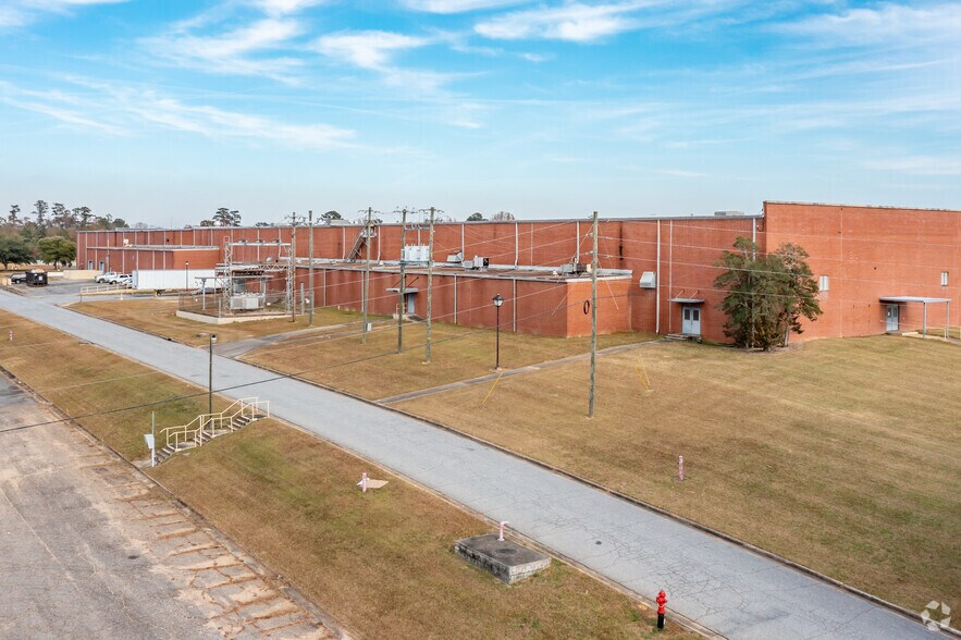 More Photos Of 903 Fontaine Rd, Phenix City Unknown For Lease
