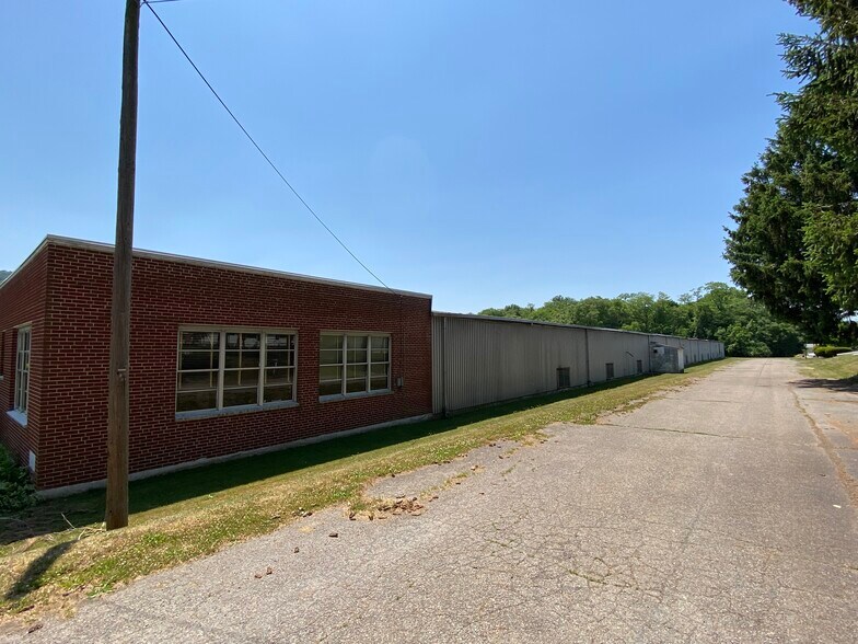 More Photos Of 350 Wiconisco St, Millersburg Warehouse For Sale