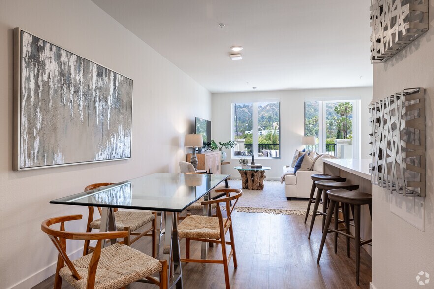 More Photos Of 7520-7566 W Sunset Blvd, Los Angeles Apartments For Lease