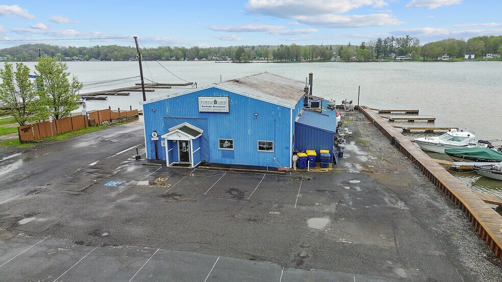 More Photos Of 356 King St, Fair Haven Marina For Sale
