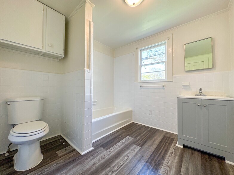 More Photos Of , Spartanburg Unknown For Sale