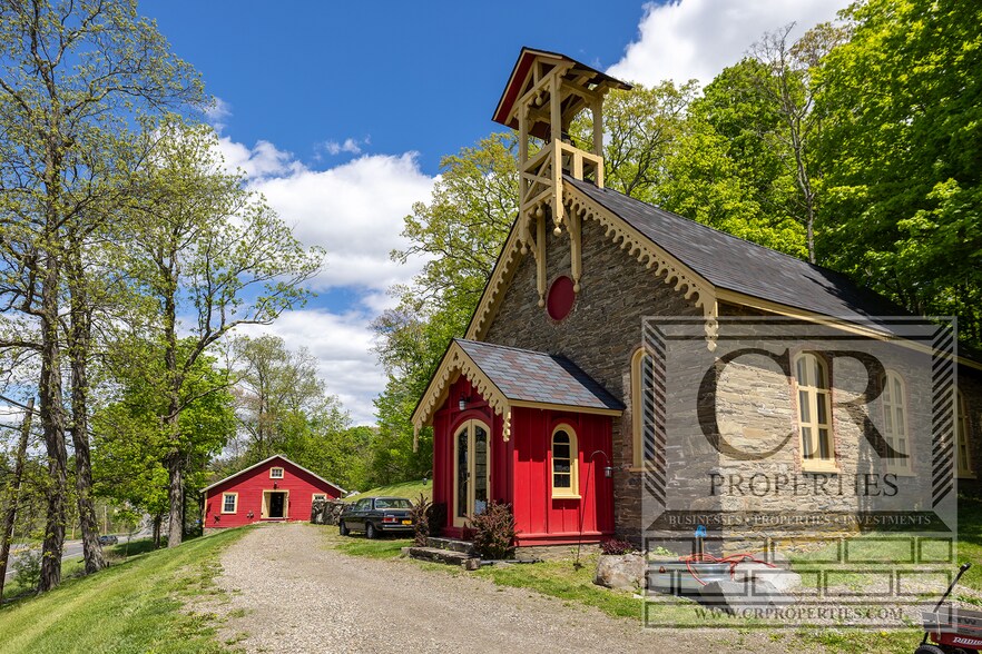 More Photos Of 5768-5774 Albany Post Rd, Rhinebeck Freestanding For Sale