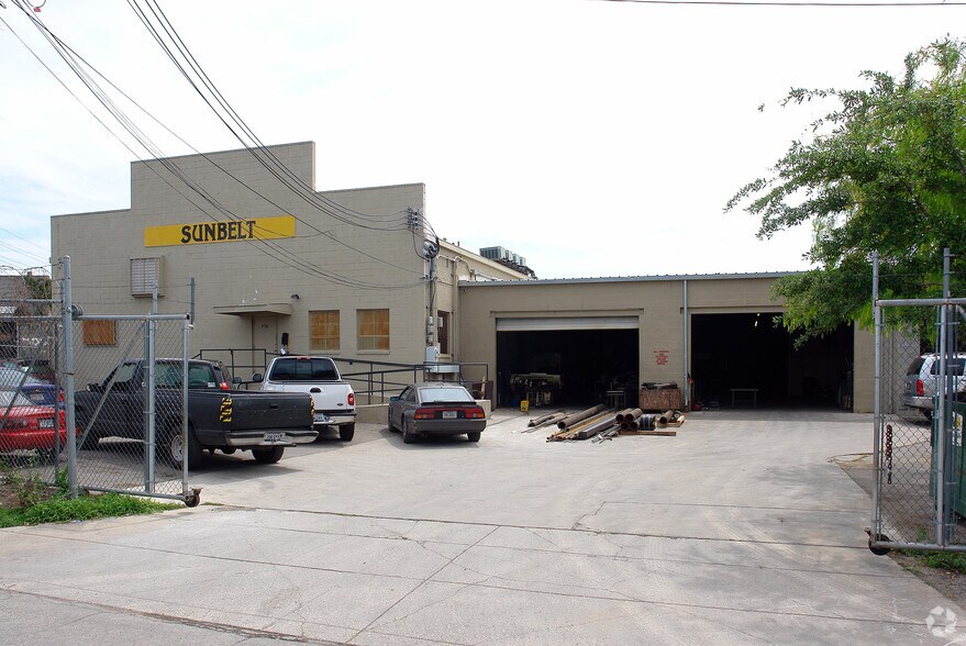 Primary Photo Of 730 Perez St, San Antonio Manufacturing For Sale